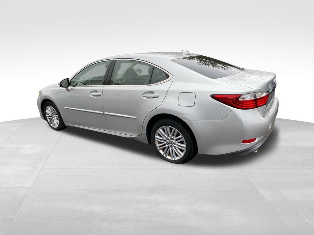 used 2013 Lexus ES car, priced at $11,500