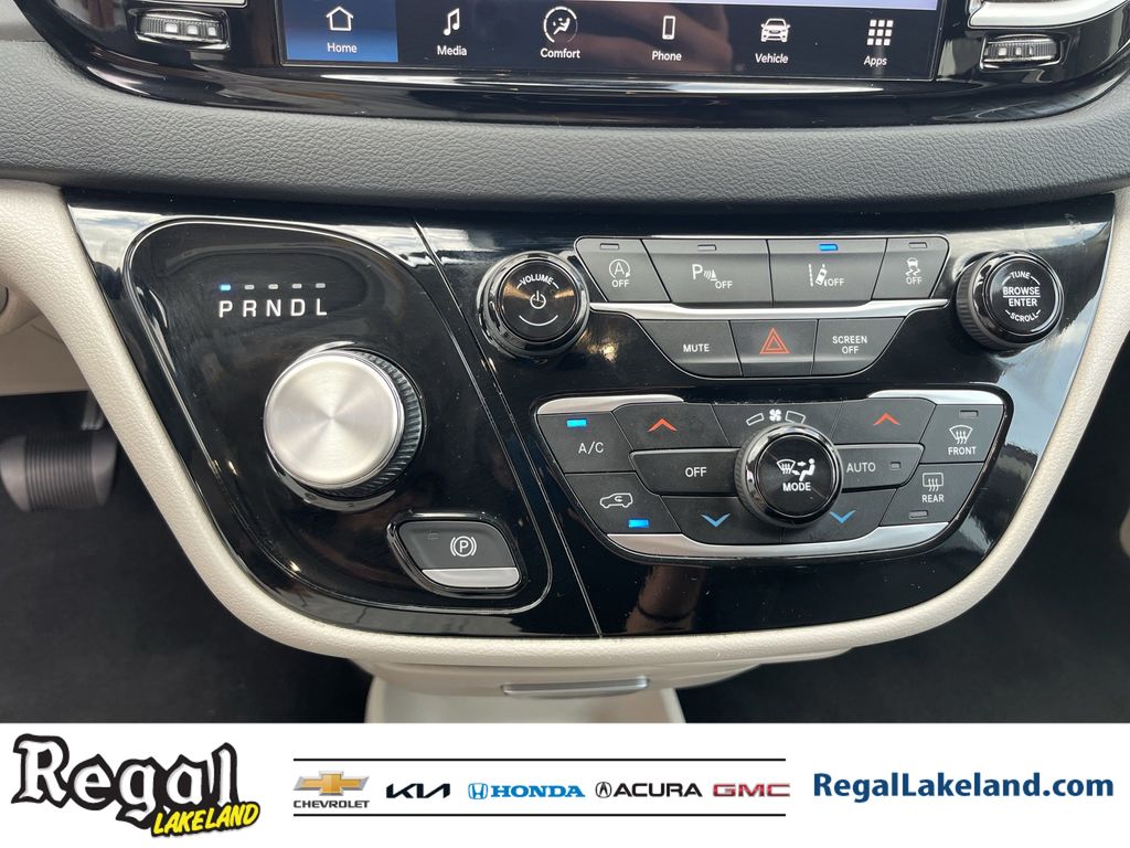 used 2023 Chrysler Pacifica car, priced at $21,294