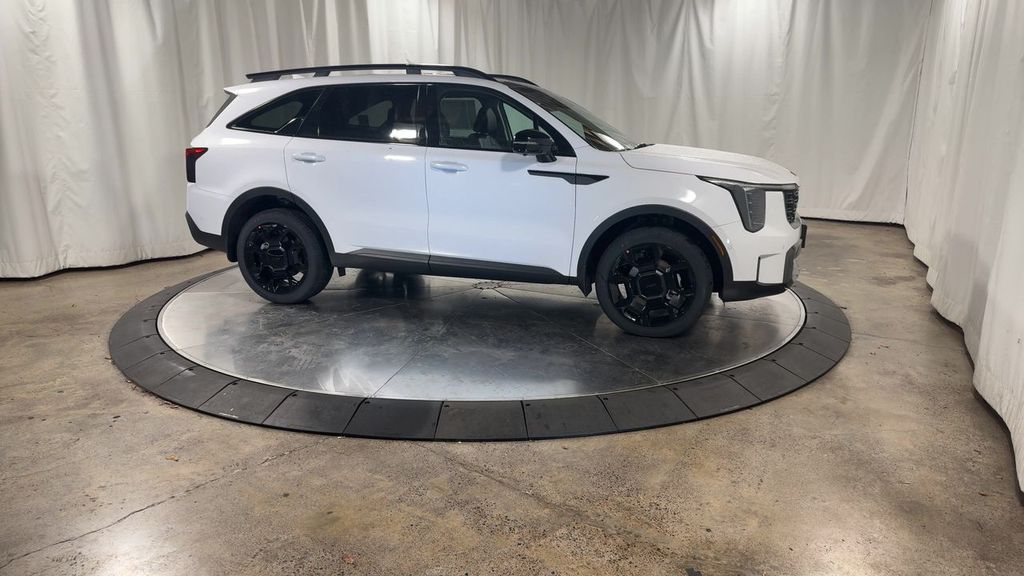 new 2025 Kia Sorento car, priced at $43,564