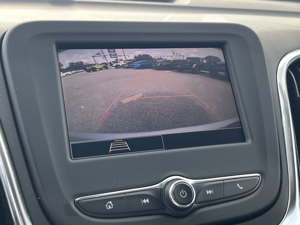 used 2022 Chevrolet Equinox car, priced at $20,991