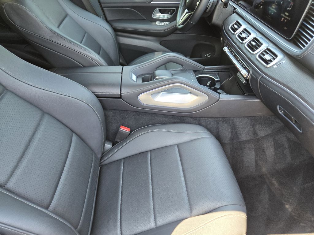 used 2022 Mercedes-Benz GLE car, priced at $38,552