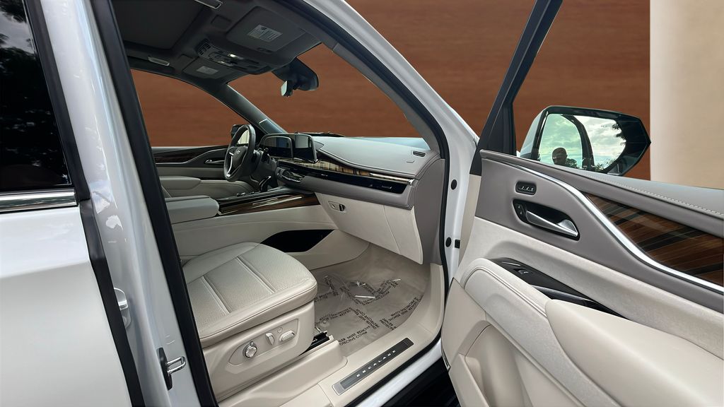 used 2023 Cadillac Escalade ESV car, priced at $79,950
