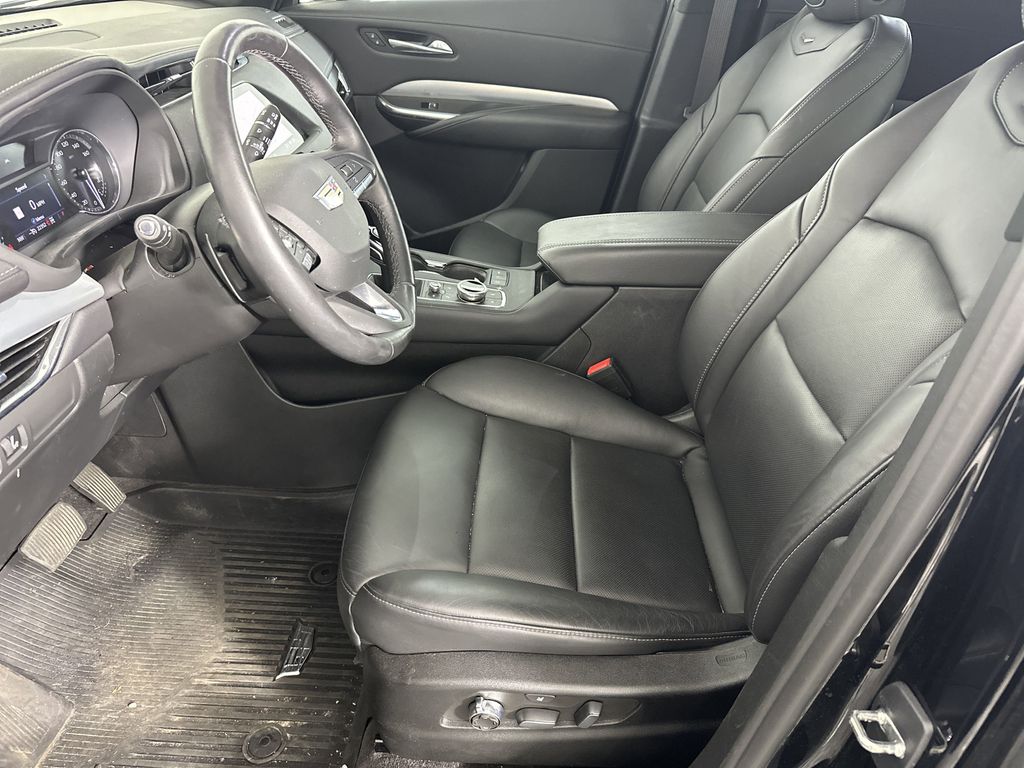 used 2023 Cadillac XT4 car, priced at $29,164