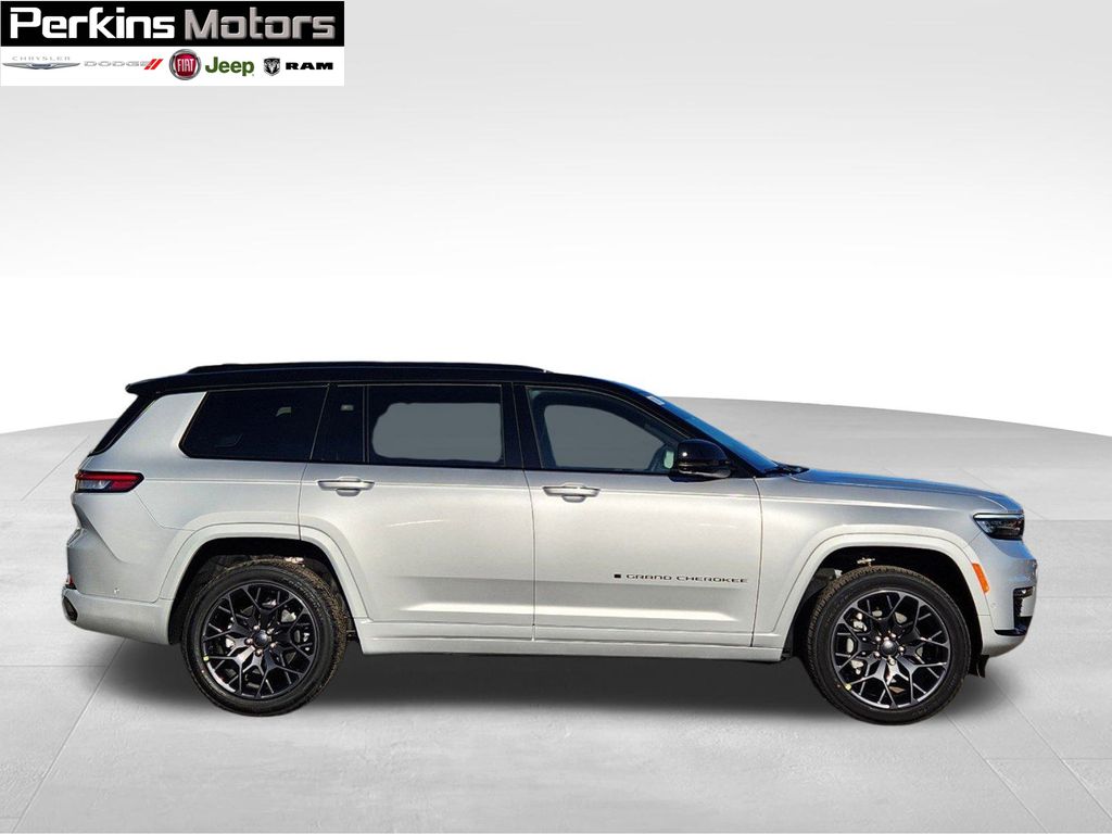 new 2025 Jeep Grand Cherokee L car, priced at $69,829