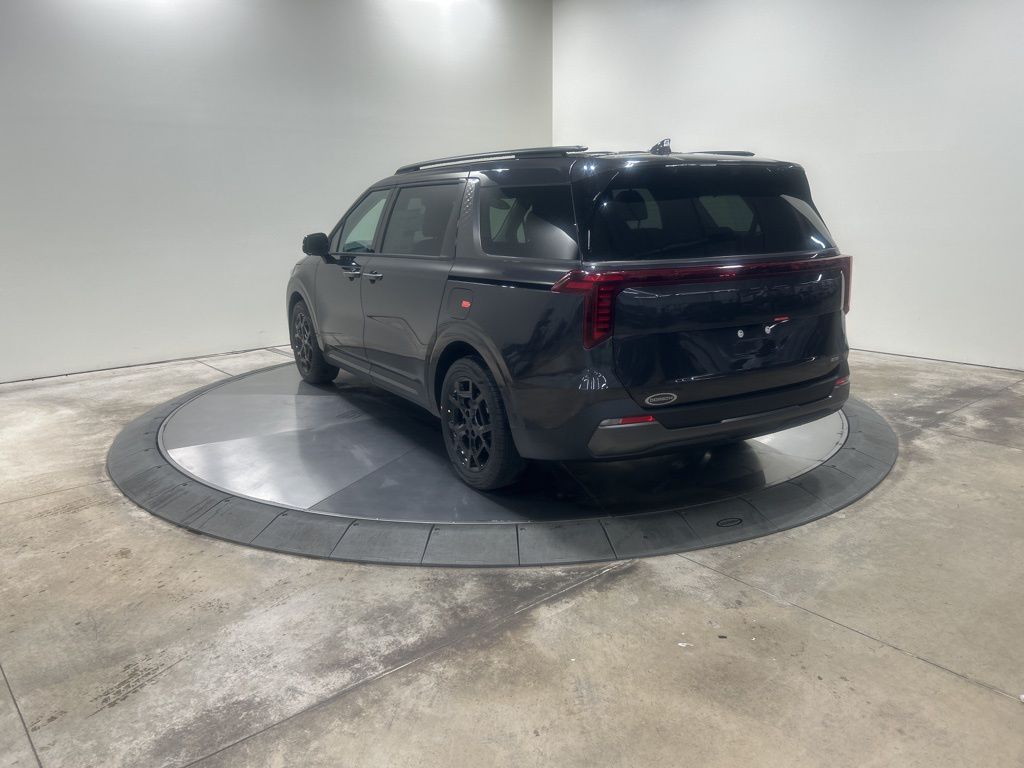 new 2026 Kia Carnival Hybrid car, priced at $52,598