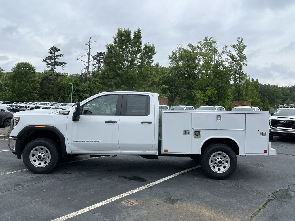 new 2024 GMC Sierra 3500HD car, priced at $48,978
