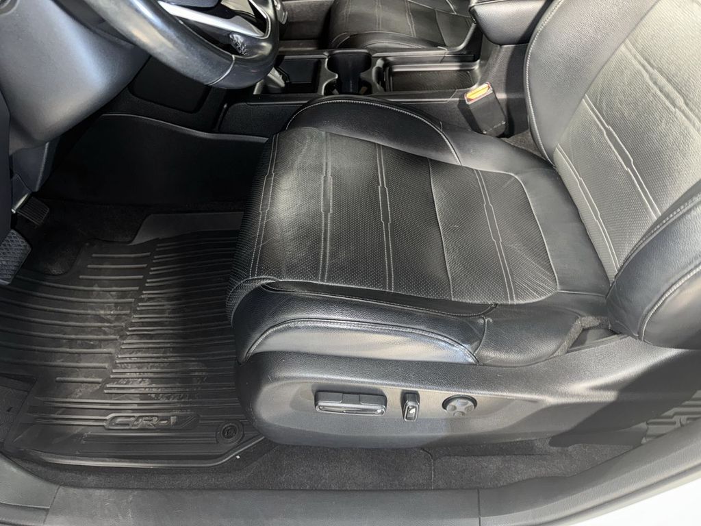 used 2019 Honda CR-V car, priced at $23,360
