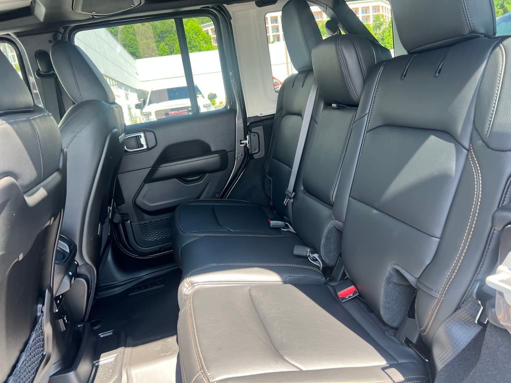 new 2025 Jeep Wrangler car, priced at $53,990