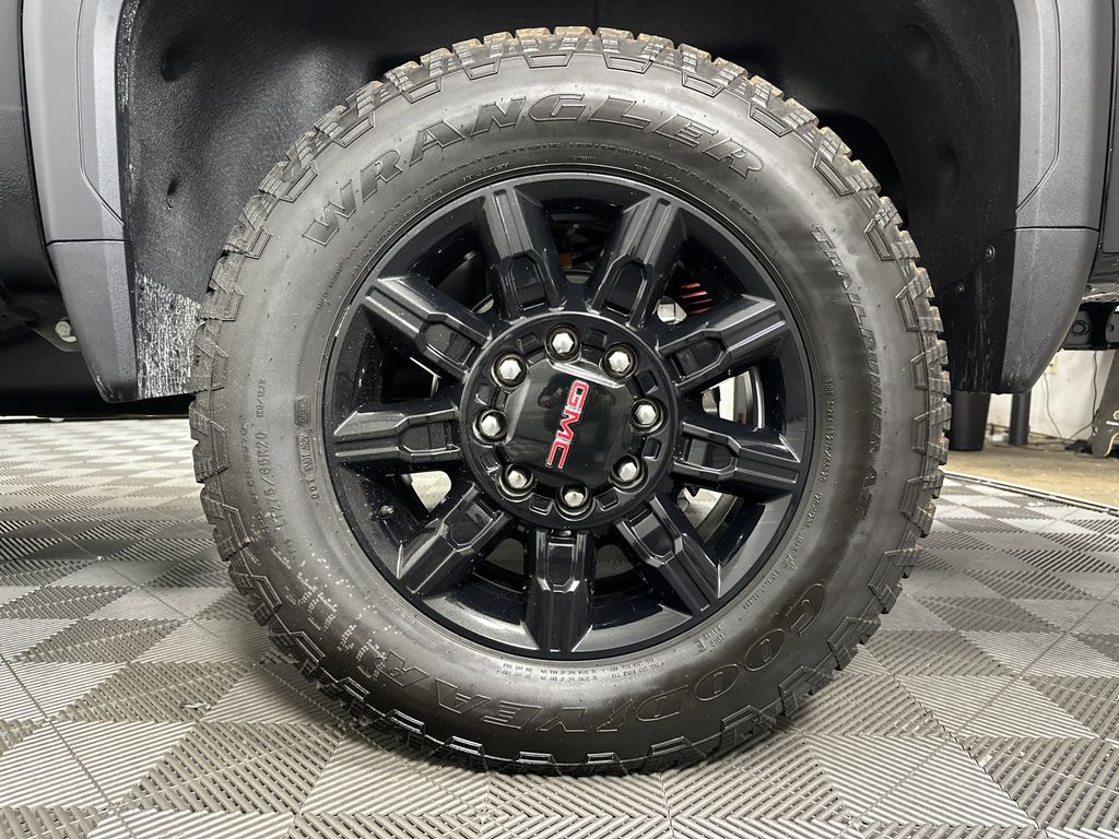 new 2025 GMC Sierra 2500HD car, priced at $87,134
