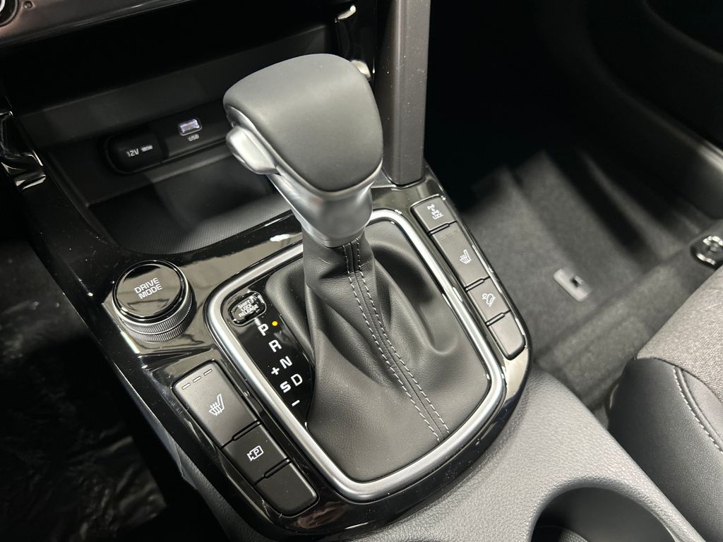 new 2025 Kia Seltos car, priced at $27,525