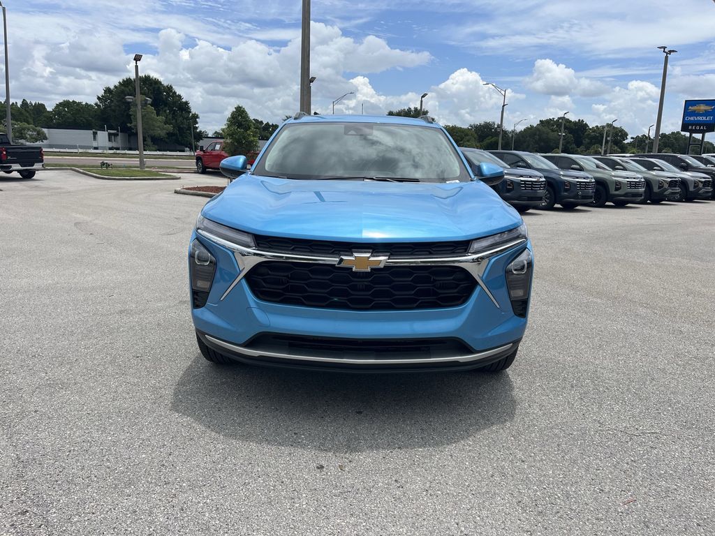 new 2025 Chevrolet Trax car, priced at $23,967