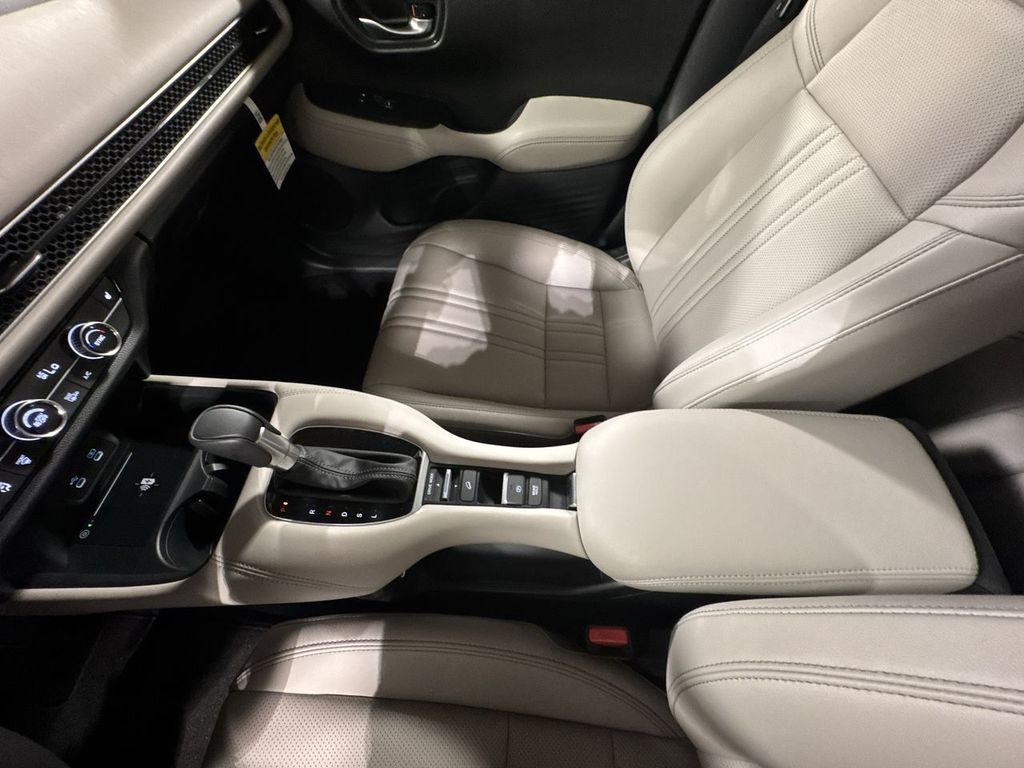 new 2026 Honda HR-V car, priced at $33,000