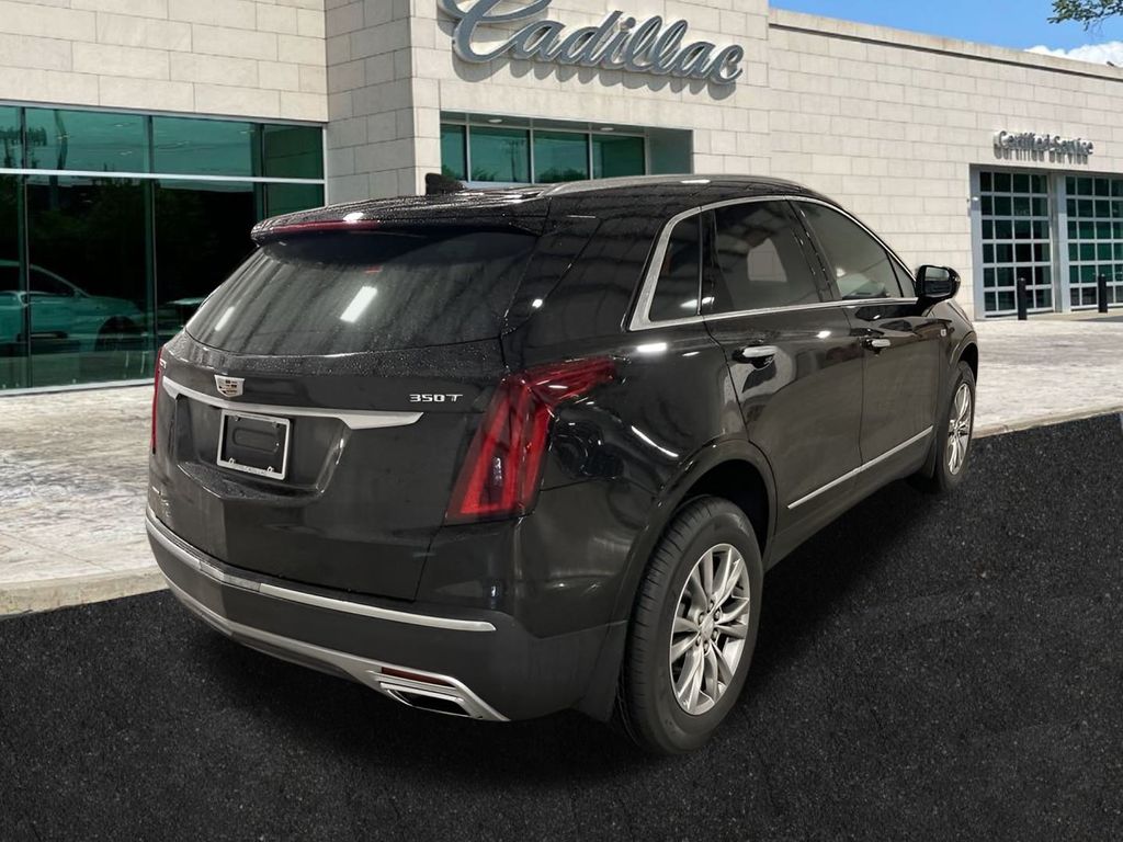 used 2022 Cadillac XT5 car, priced at $34,950