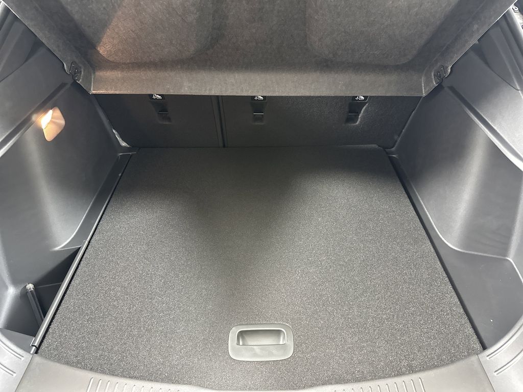 new 2025 Buick Envista car, priced at $27,375