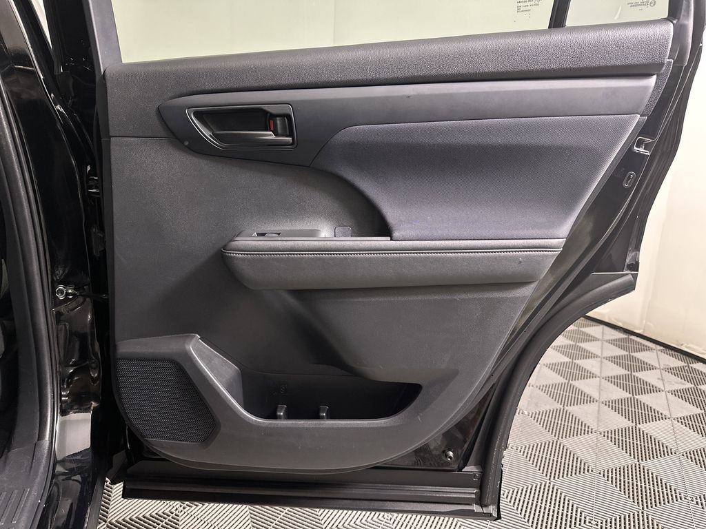 used 2023 Toyota Highlander car, priced at $33,697