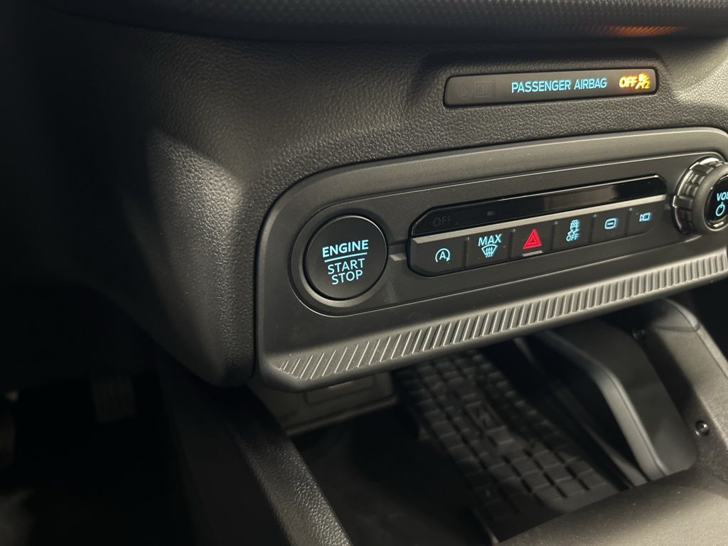 new 2025 Ford Bronco Sport car, priced at $36,275