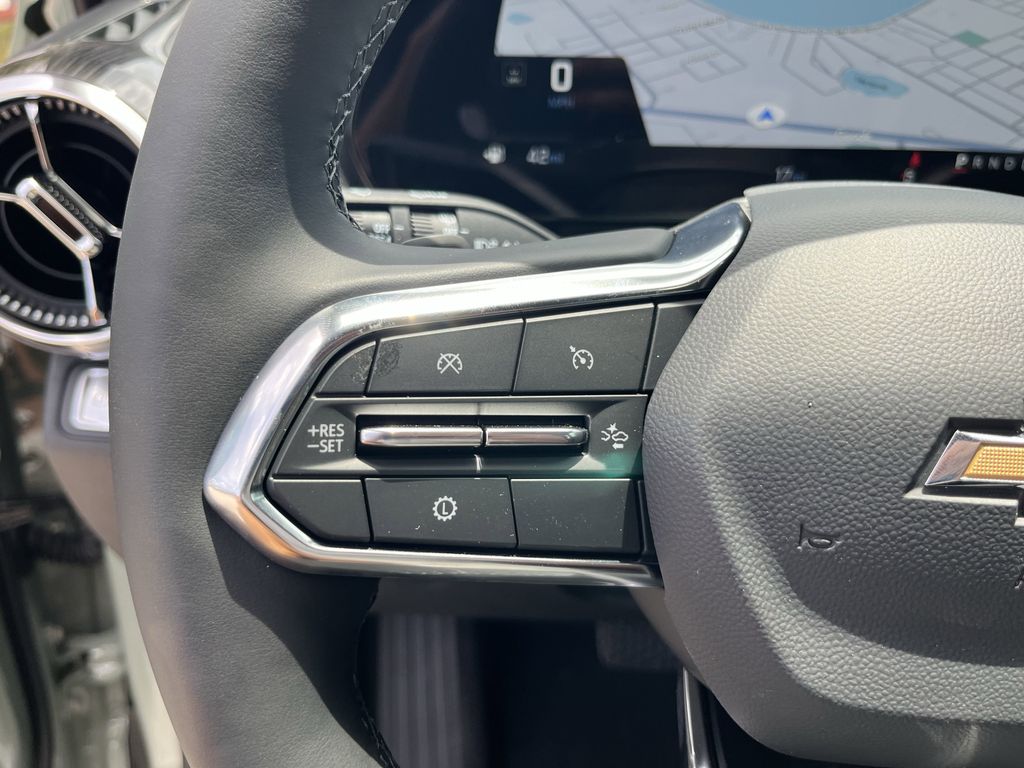 new 2026 Chevrolet Equinox car, priced at $28,893