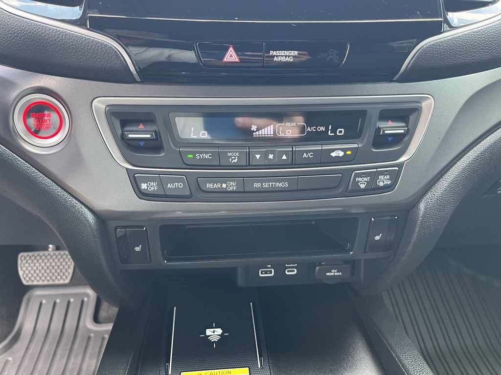 used 2024 Honda Passport car, priced at $33,417