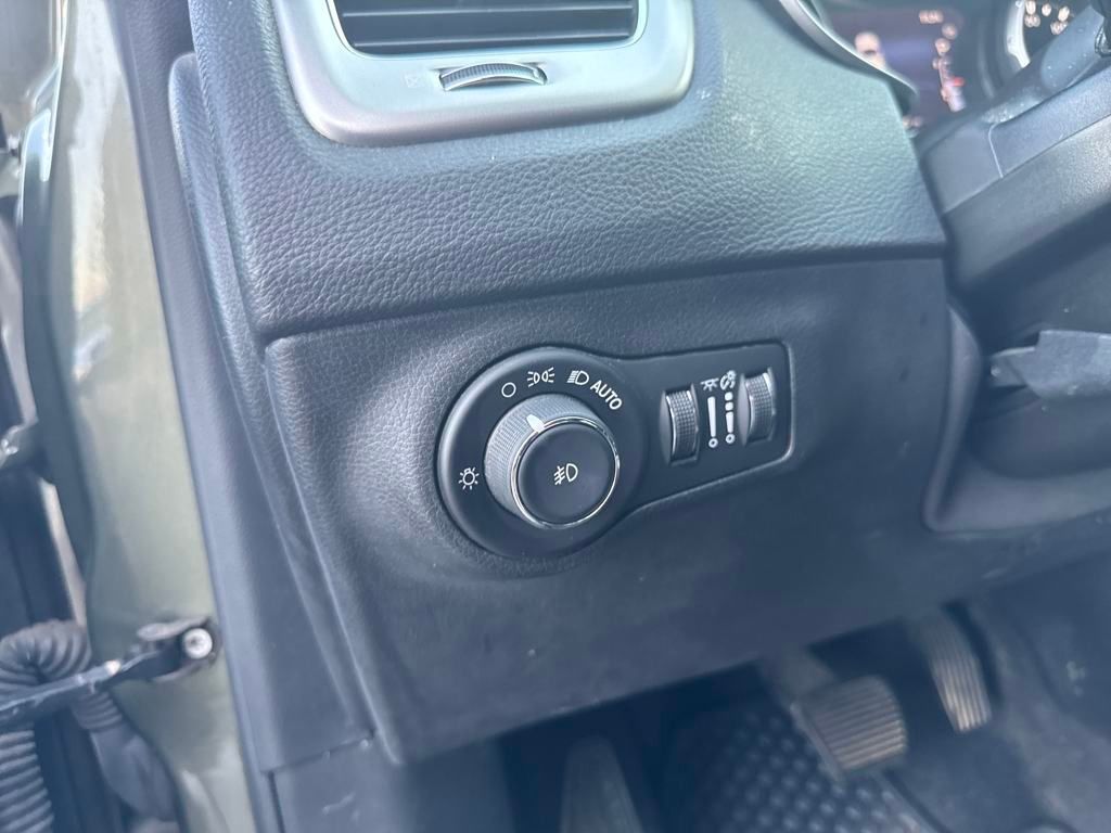 used 2018 Jeep Compass car, priced at $12,990