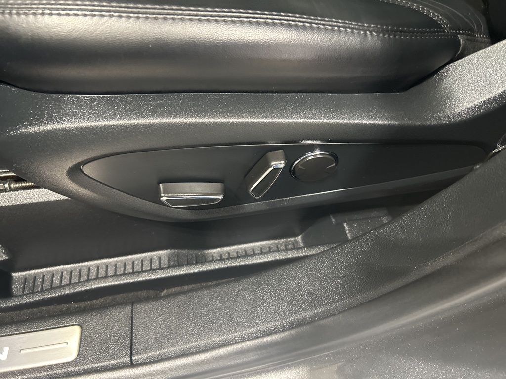 used 2020 Lincoln Nautilus car, priced at $24,998