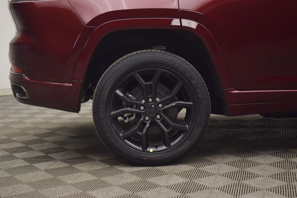 new 2025 Jeep Grand Cherokee car, priced at $55,829
