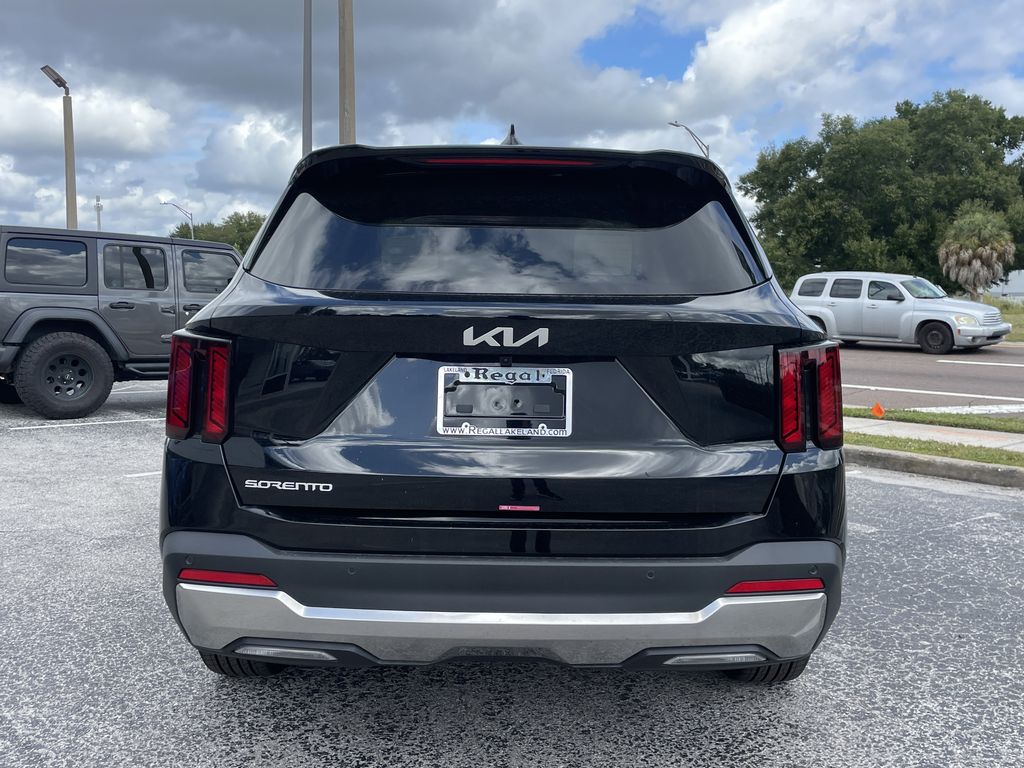 new 2025 Kia Sorento car, priced at $30,697