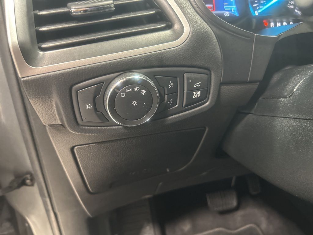 used 2022 Ford Edge car, priced at $25,895