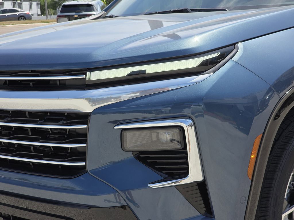 new 2025 Chevrolet Traverse car, priced at $56,658