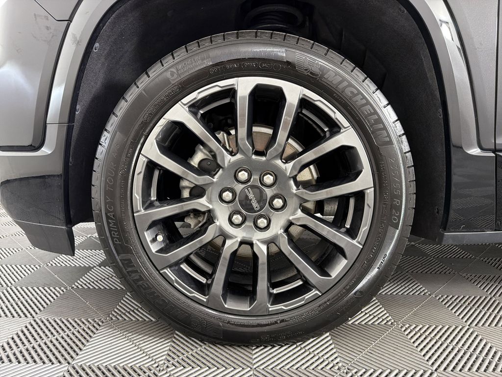 used 2023 GMC Acadia car, priced at $40,988