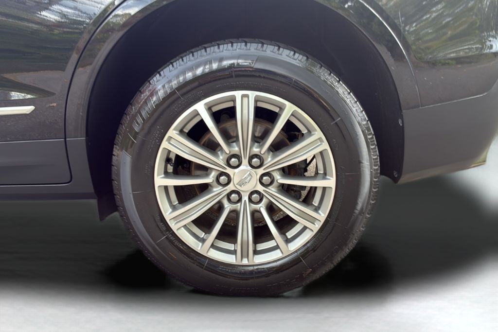 used 2017 Cadillac XT5 car, priced at $18,800