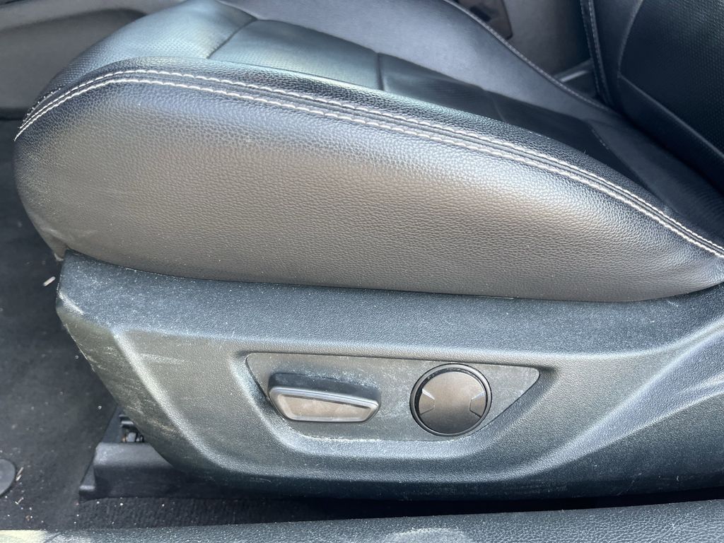 used 2023 Ford Mustang car, priced at $25,992