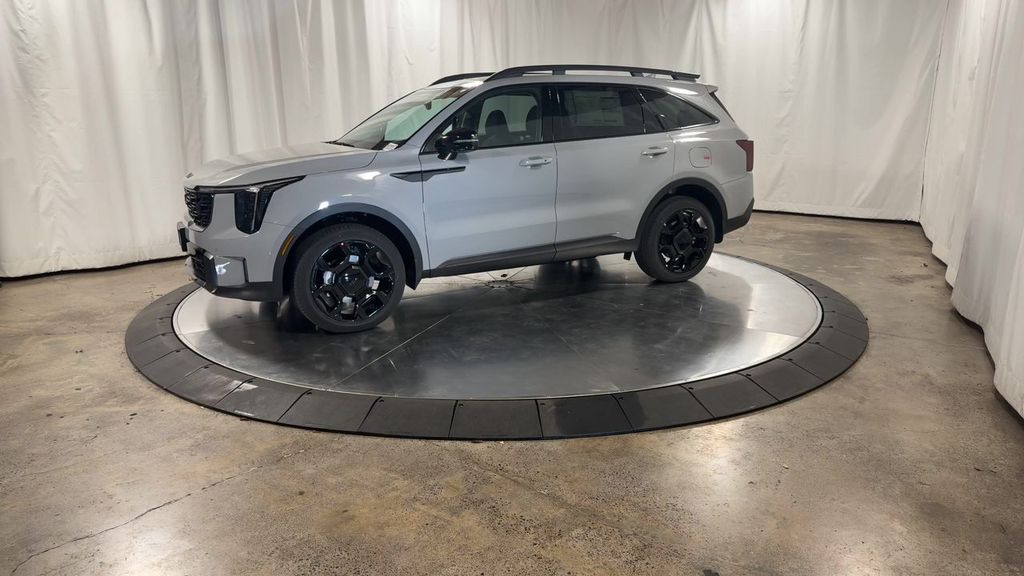 new 2025 Kia Sorento car, priced at $42,074