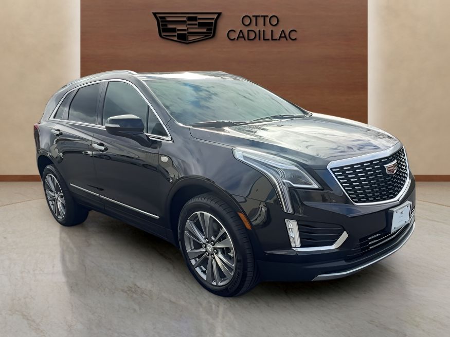 used 2025 Cadillac XT5 car, priced at $46,200