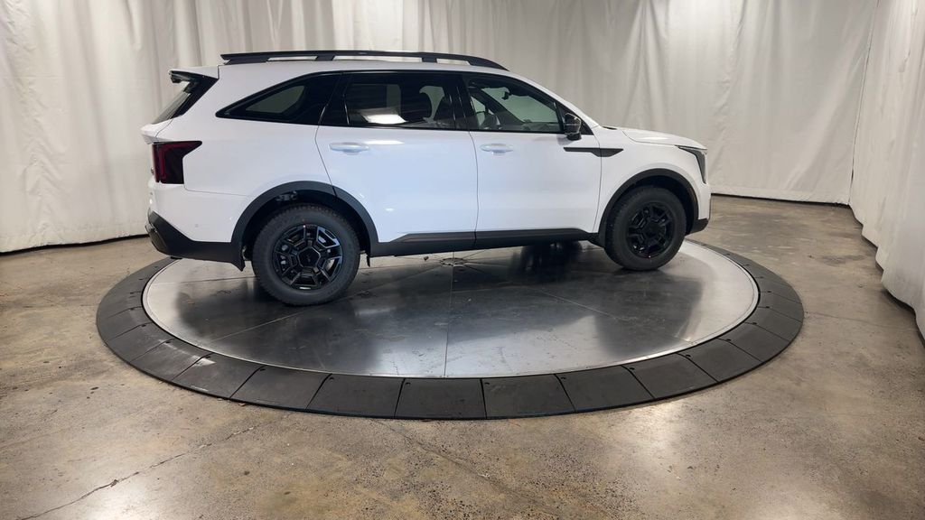 new 2025 Kia Sorento car, priced at $47,621