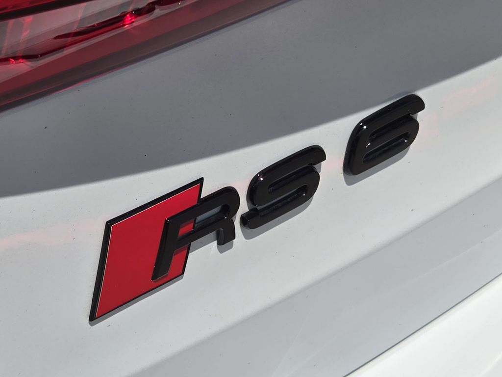 used 2025 Audi RS 6 Avant performance car, priced at $130,495
