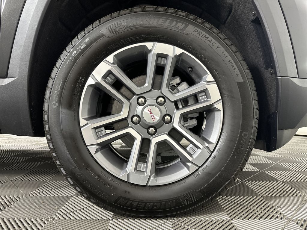 new 2025 GMC Terrain car, priced at $28,890
