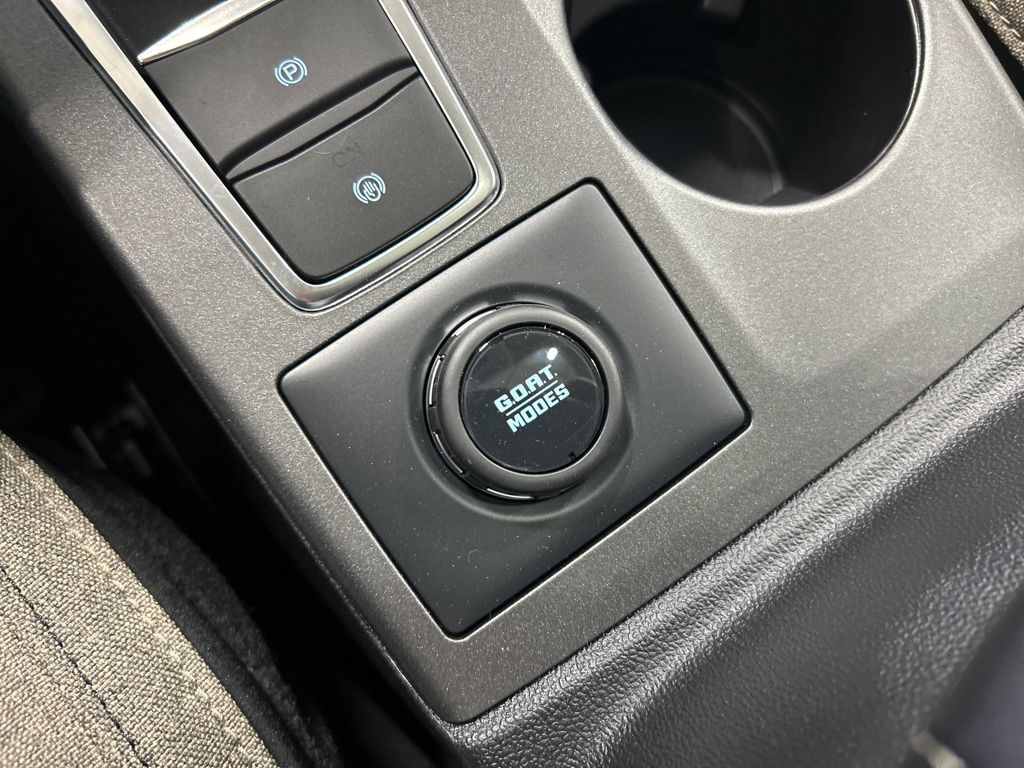 new 2025 Ford Bronco Sport car, priced at $36,275