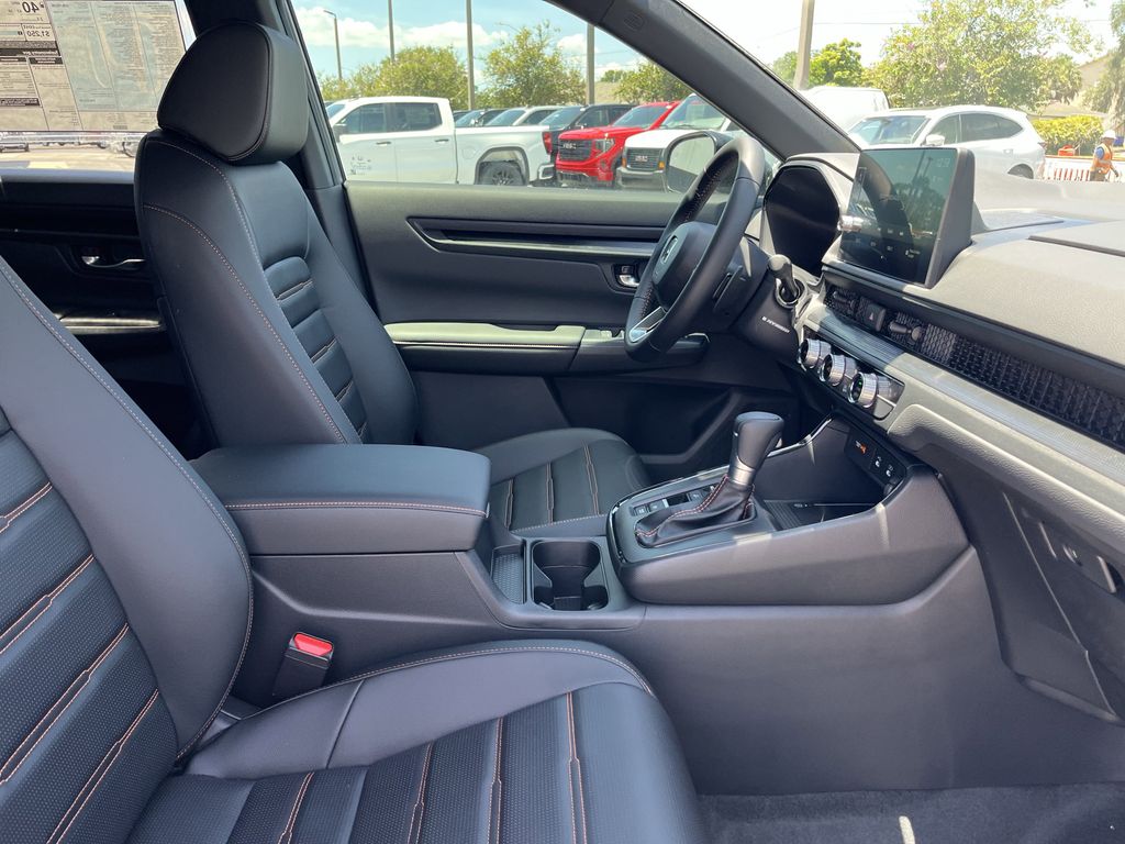 new 2026 Honda CR-V Hybrid car, priced at $38,813