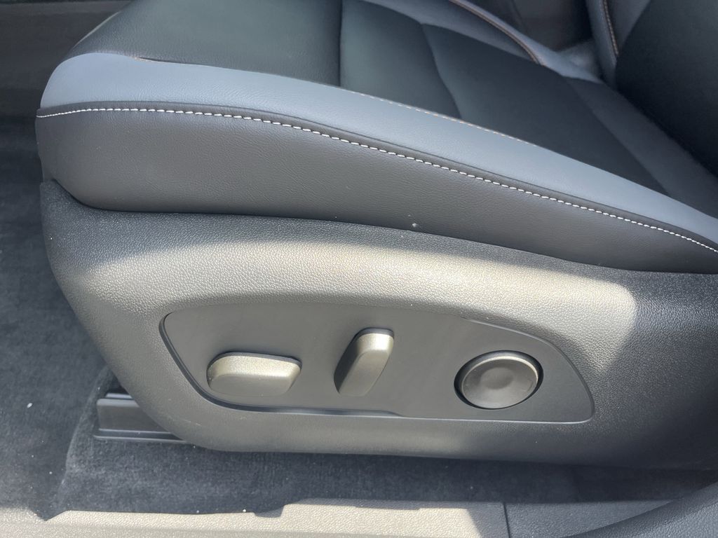 new 2025 Honda Prologue car, priced at $51,461