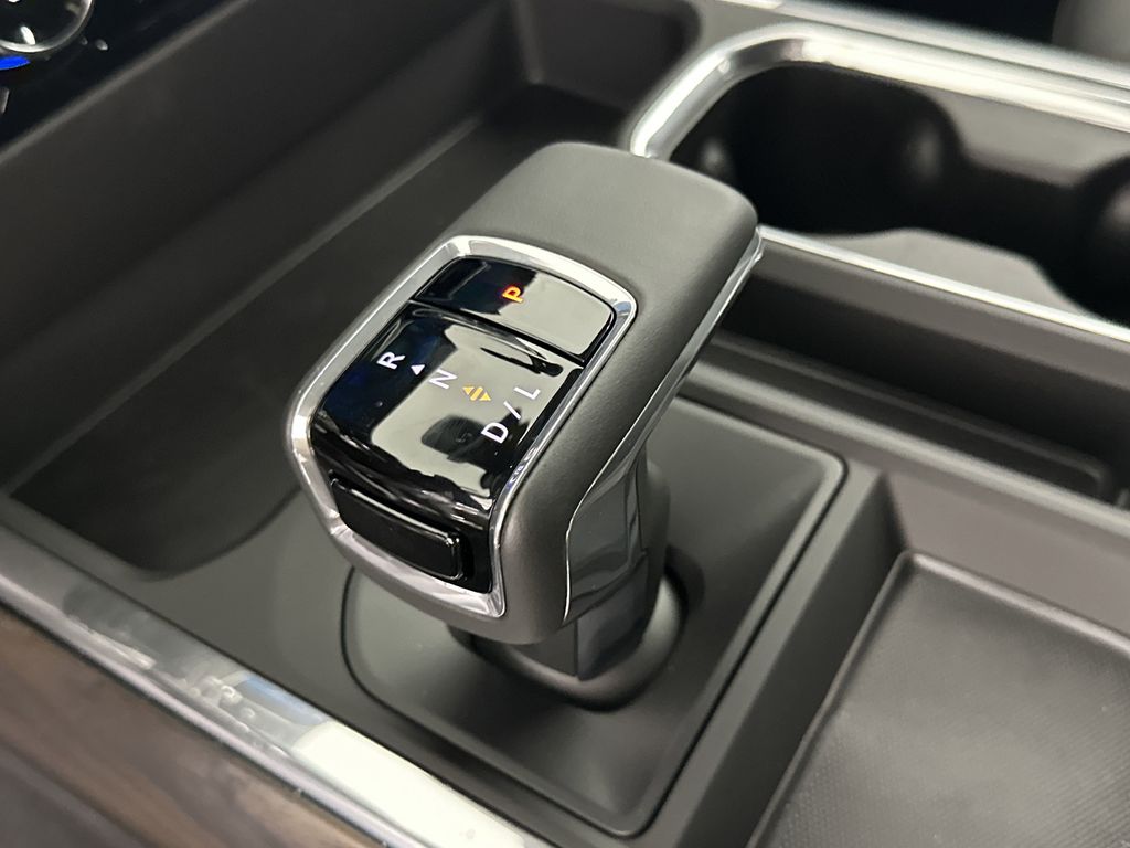 new 2025 GMC Sierra 1500 car, priced at $58,119