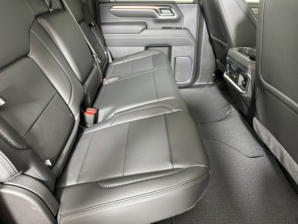 new 2025 GMC Sierra 2500HD car, priced at $84,589