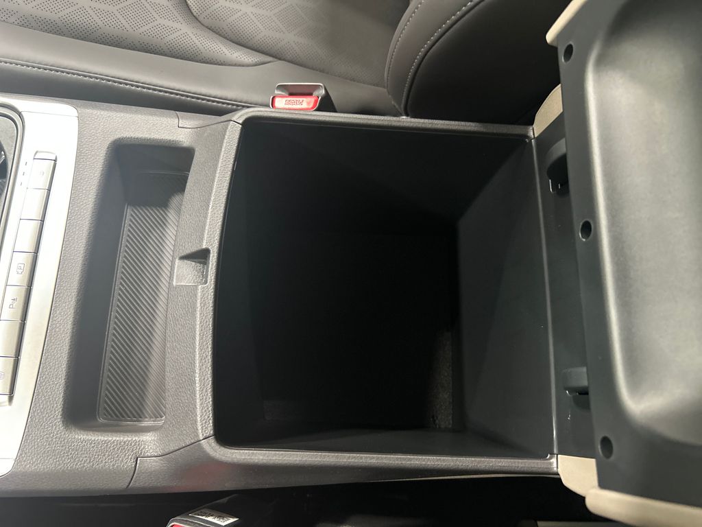 new 2025 Kia Carnival car, priced at $40,495
