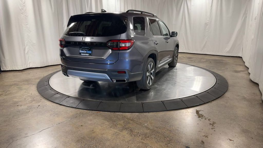 new 2025 Honda Pilot car, priced at $51,095