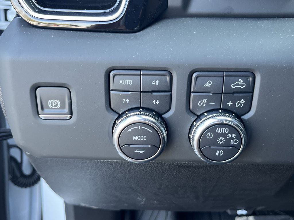 new 2025 GMC Sierra 2500HD car, priced at $78,336