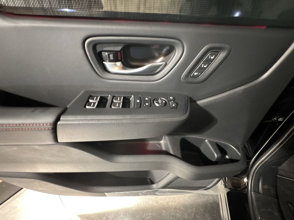 new 2025 Honda Pilot car, priced at $56,075