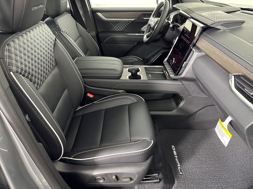 new 2025 GMC Acadia car, priced at $60,610