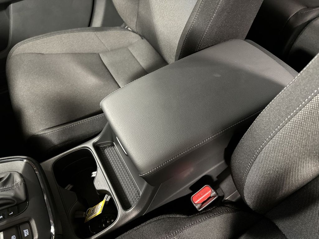 new 2025 Honda CR-V car, priced at $35,700