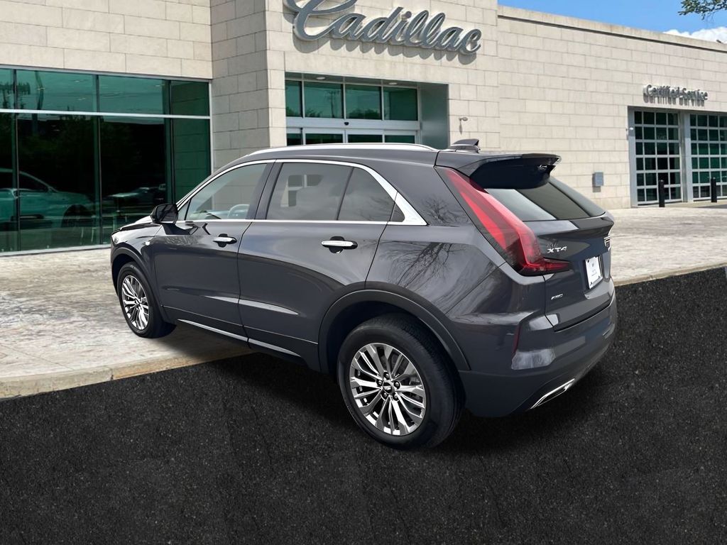 used 2024 Cadillac XT4 car, priced at $39,950