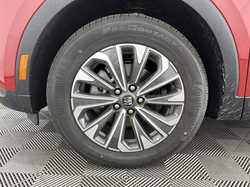 new 2025 Buick Envision car, priced at $35,740