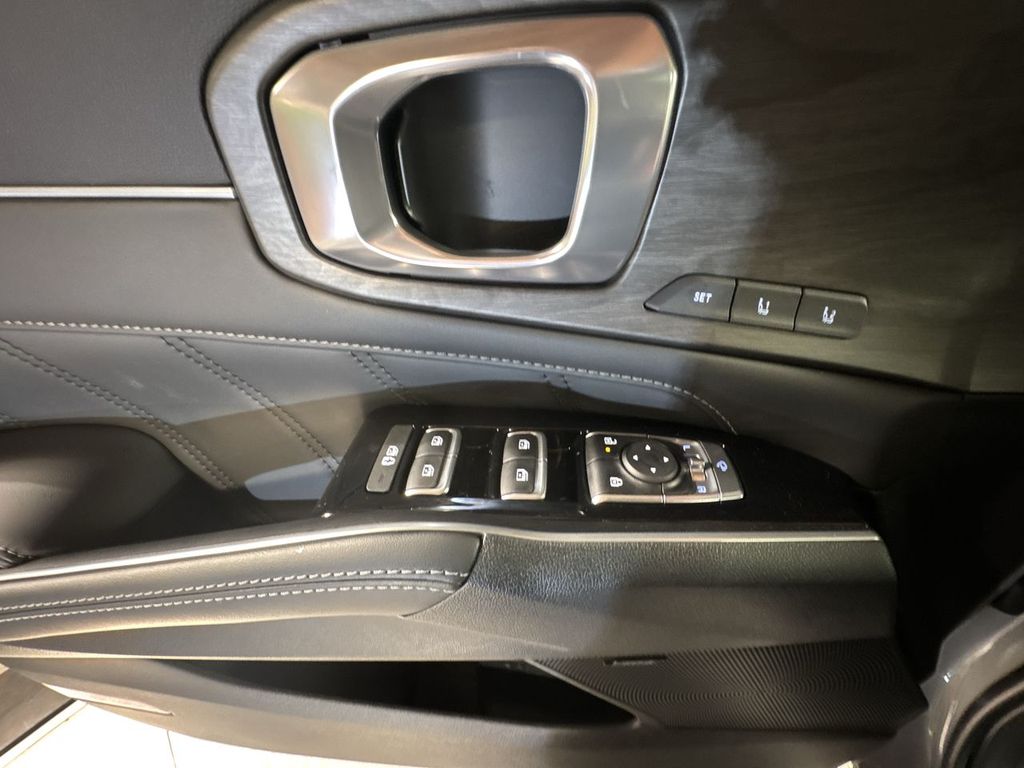 new 2025 Kia Sorento car, priced at $46,241